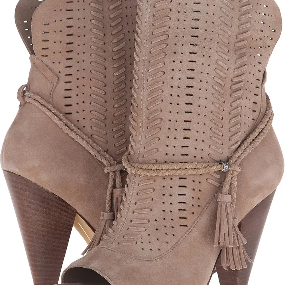 Dolce Vita Tan Peep-Toe Heeled Booties